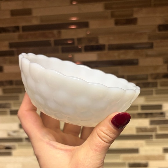 Anchor Hocking Fire King Vintage Milk Glass Bubble Bowl 4.5” - Picture 6 of 7